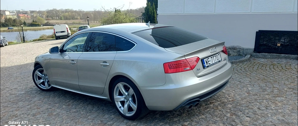 Audi A5 cena 76000 przebieg: 221750, rok produkcji 2016 z Gostynin małe 562